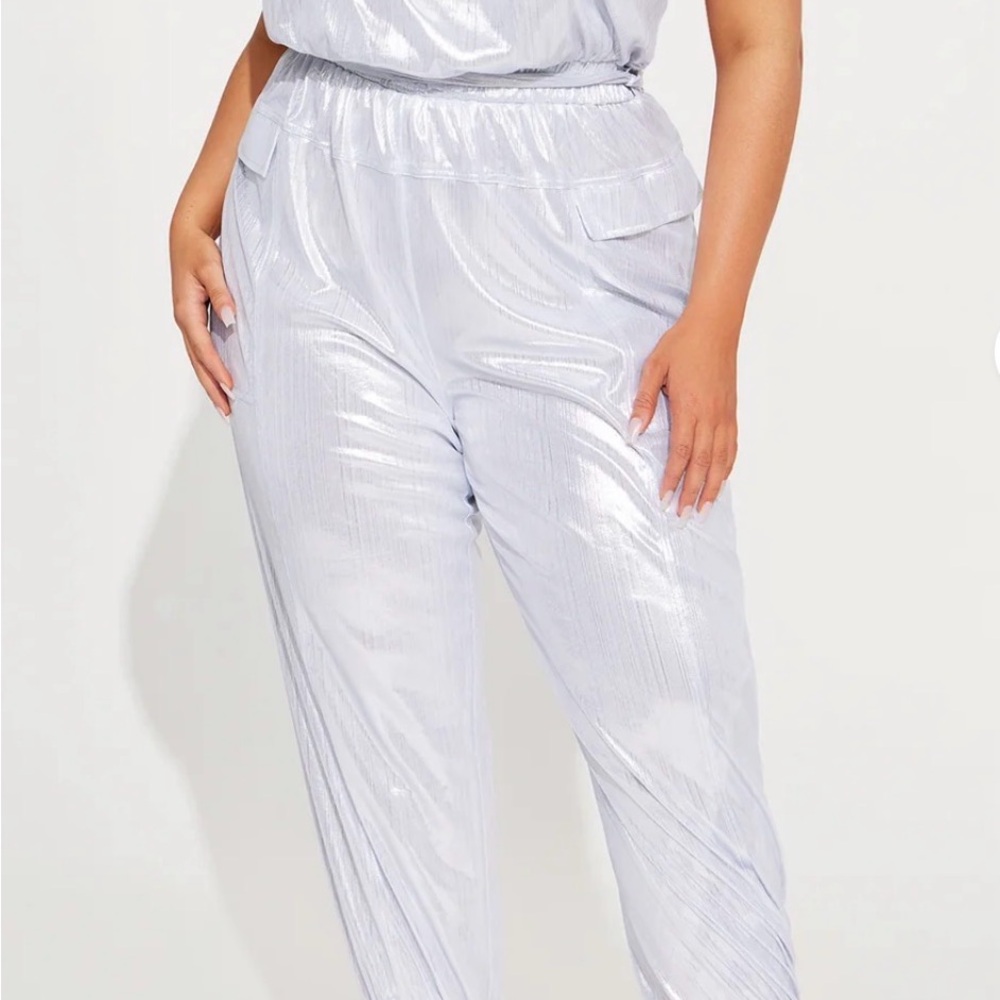 Fashion Nova - Picture 3 of 3